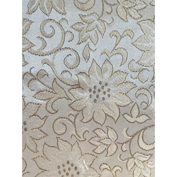 Christmas Holiday White Gold Formal Flower Brocade Table Linen Set Placemats NWT - Picture 3 of 9